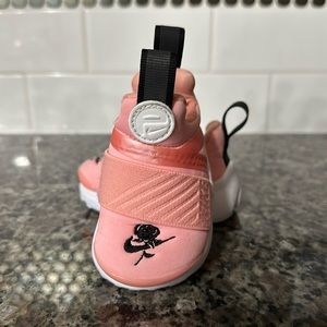 Nike Presto Extreme Valentine's Day Bleached Coral (2019) Size 2C